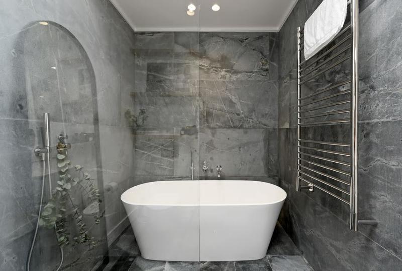 2 Bedroom Property for Sale in Sea Point Western Cape